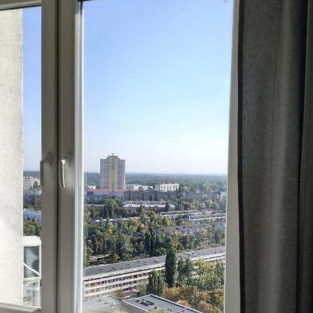 Нова Затишна Квартира На Вул Ю Здановської, Поруч Виставковий Центр, Васильківська, Ломоносова เคียฟ ภายนอก รูปภาพ